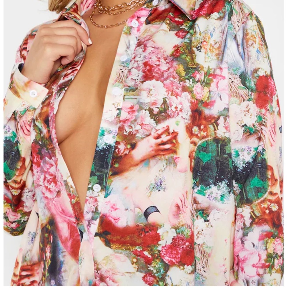 Pretty Little Thing Rose Femme Shirt - Picture 3 of 3